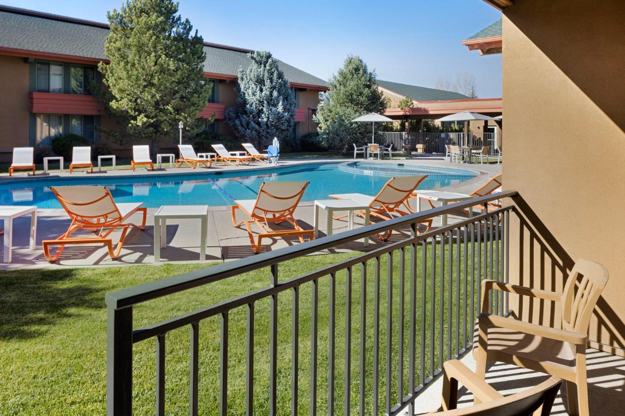 Holiday Inn Steamboat Springs By Ihg Екстериор снимка
